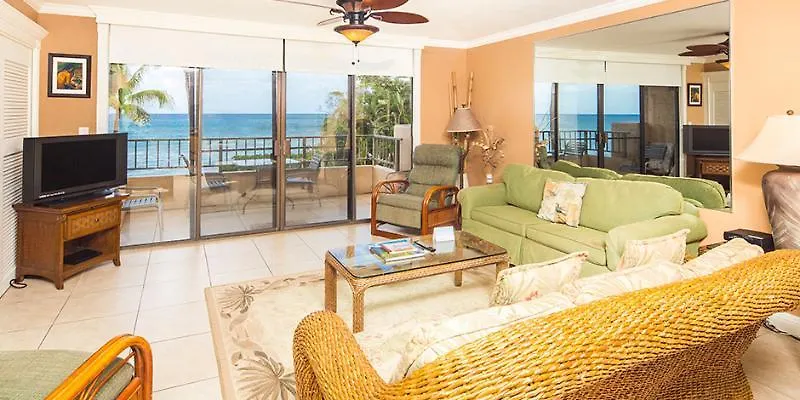 Castle Paki Maui Aparthotel Lahaina 3*,