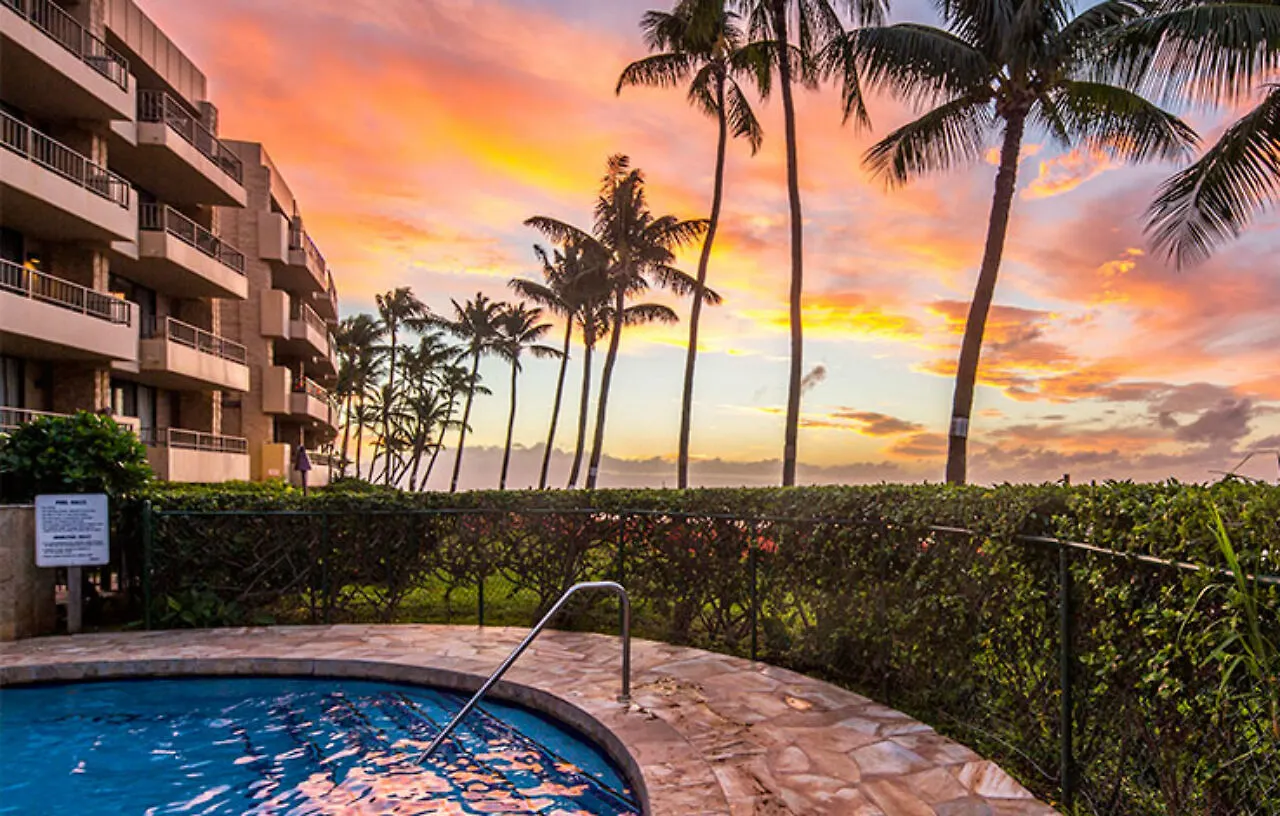 Castle Paki Maui Aparthotel Lahaina 3*,